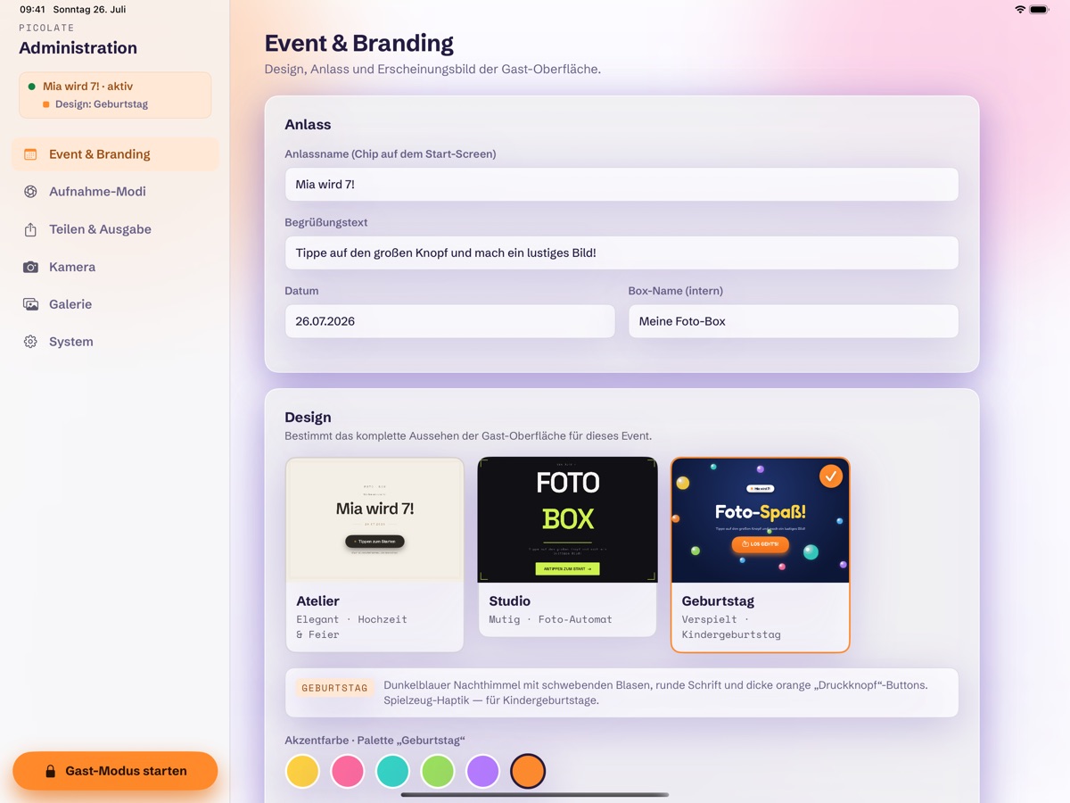 Admin-Bereich „Event & Branding“: Anlass-Angaben und Design-Auswahl mit den drei Designs, links die Bereiche Modi, Teilen, Kamera, Galerie und System